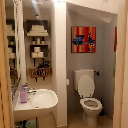 Stella Apartament *